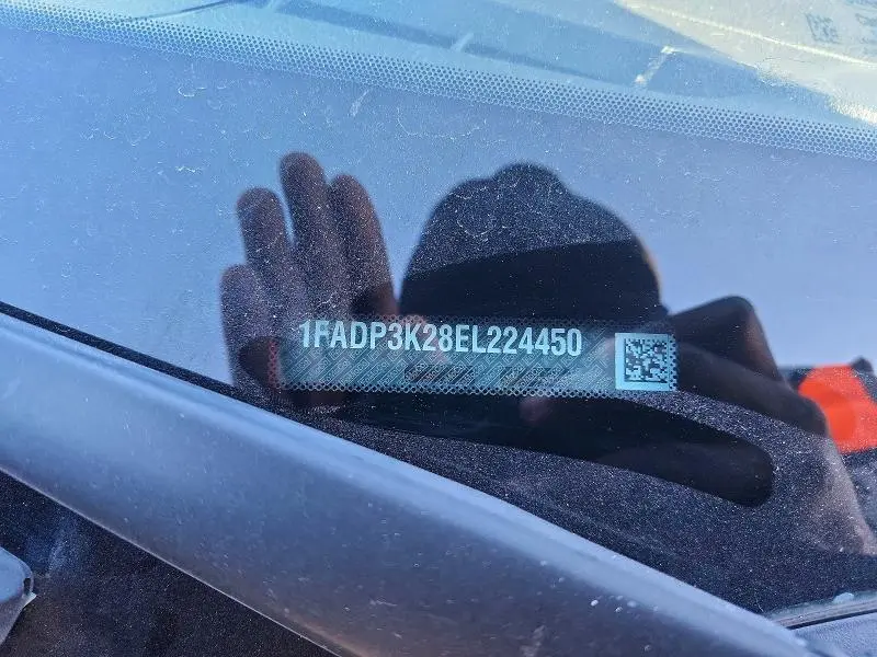 2014 FORD FOCUS SE  