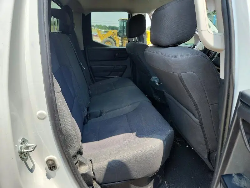 2022 TOYOTA TUNDRA SR  