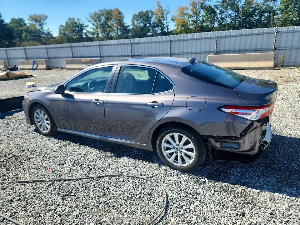 2019 TOYOTA CAMRY LE  