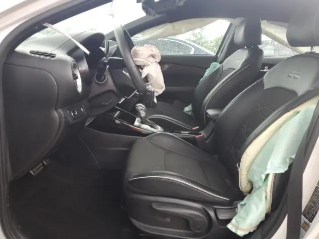 2022 KIA FORTE GT LINE  