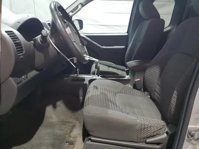 2017 NISSAN FRONTIER SV  