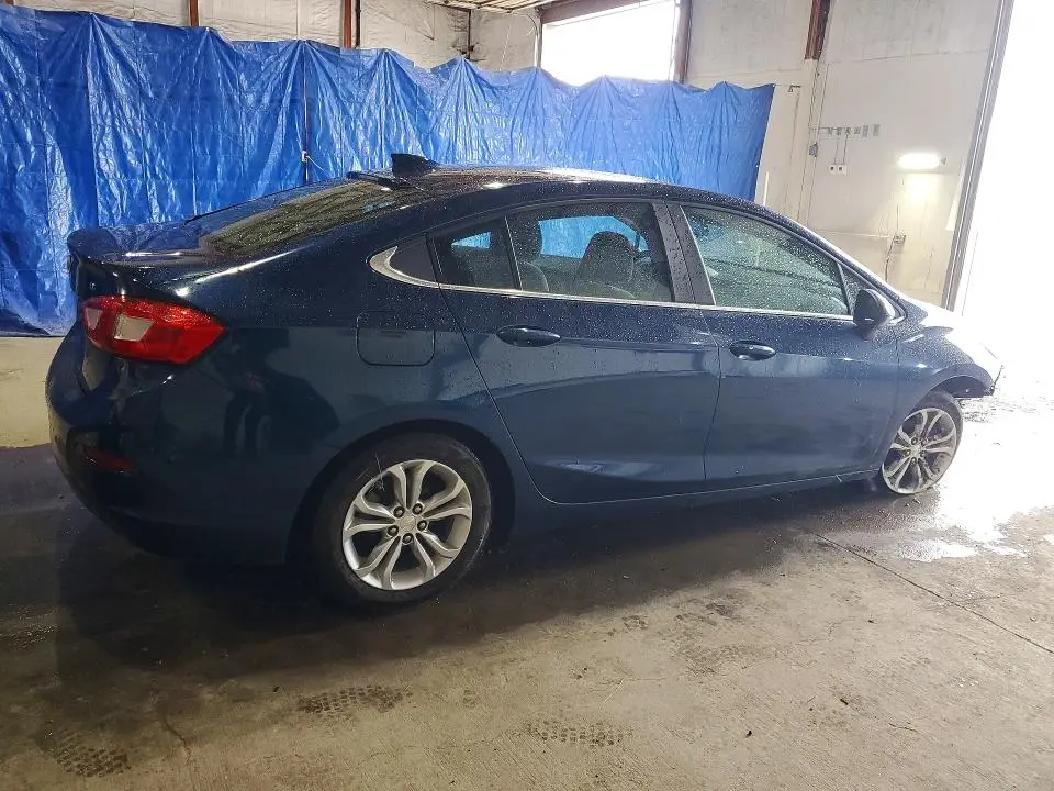2019 CHEVROLET CRUZE LT  
