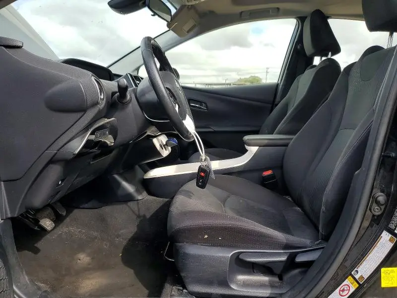2016 TOYOTA PRIUS THREE  