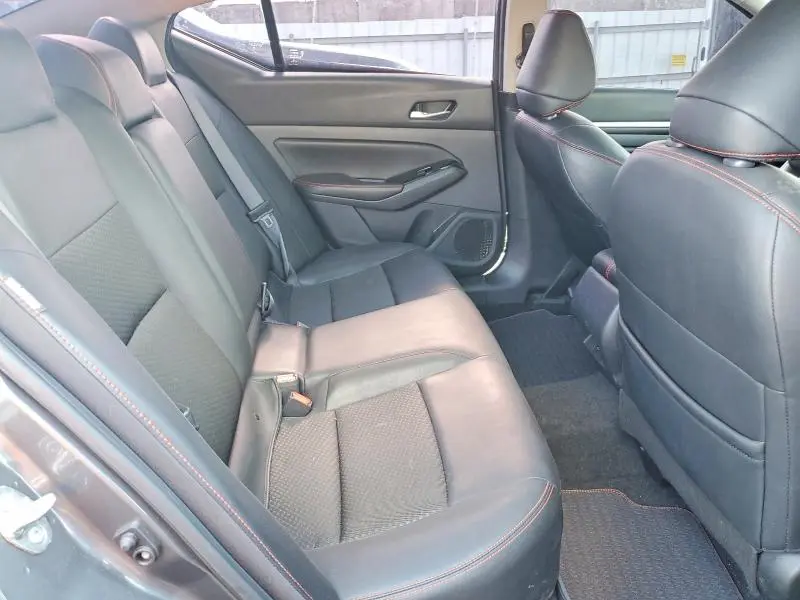2023 NISSAN ALTIMA SR  