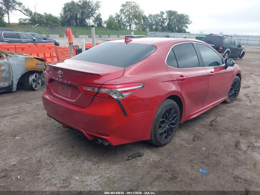 2019 TOYOTA CAMRY SE