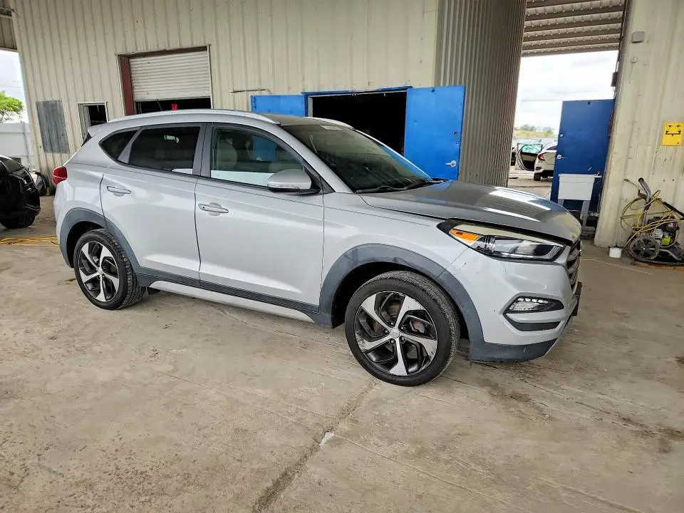 2017 HYUNDAI TUCSON SPORT  