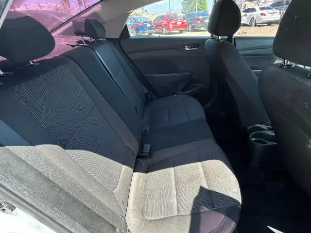 2019 HYUNDAI ACCENT SE  