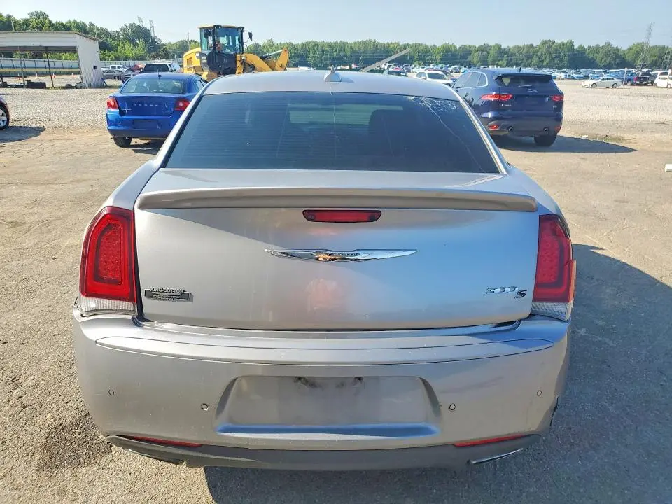 2018 CHRYSLER 300 S  
