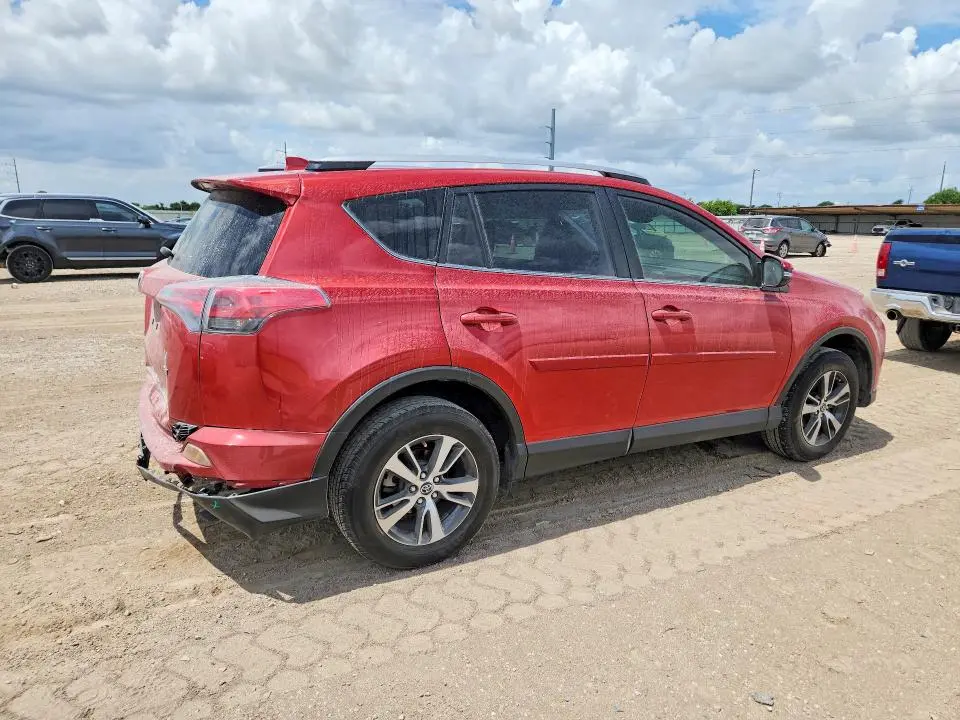 2016 TOYOTA RAV4 XLE  