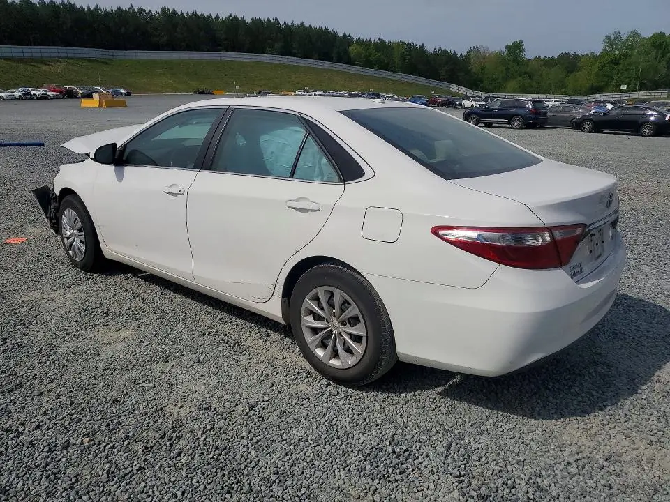 2016 TOYOTA CAMRY LE  