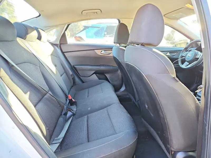 2019 KIA FORTE FE  