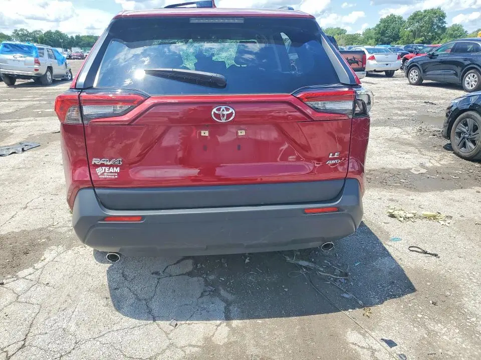 2021 TOYOTA RAV4 LE  