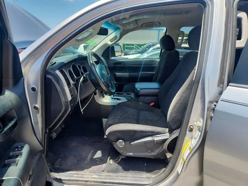 2013 TOYOTA TUNDRA CREWMAX SR5  