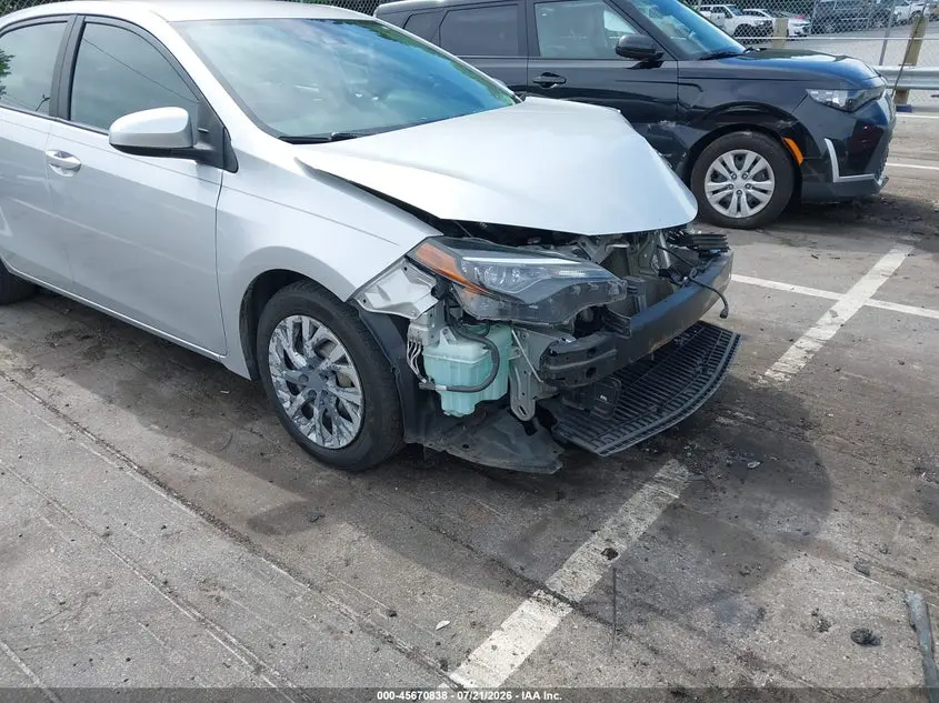 2018 TOYOTA COROLLA LE