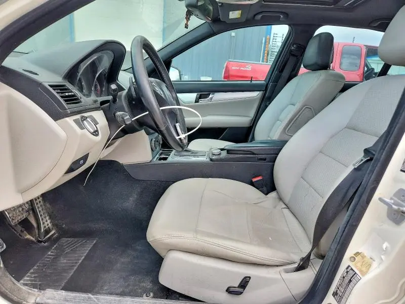 2010 MERCEDES-BENZ C 300  