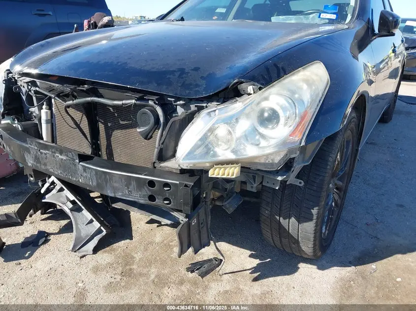 2010 INFINITI G37 JOURNEY