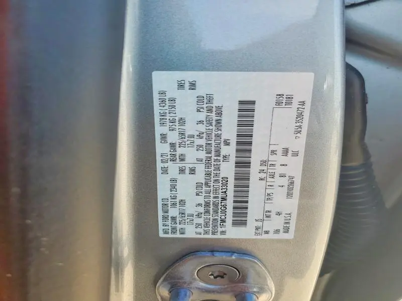 2021 FORD ESCAPE SE  