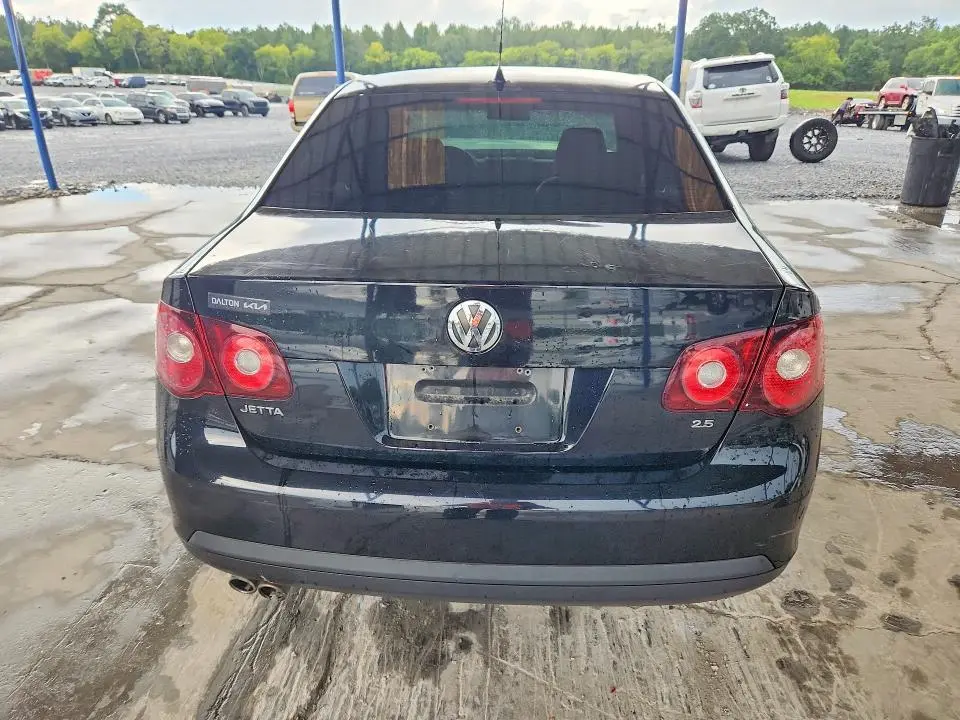 2010 VOLKSWAGEN JETTA SE  