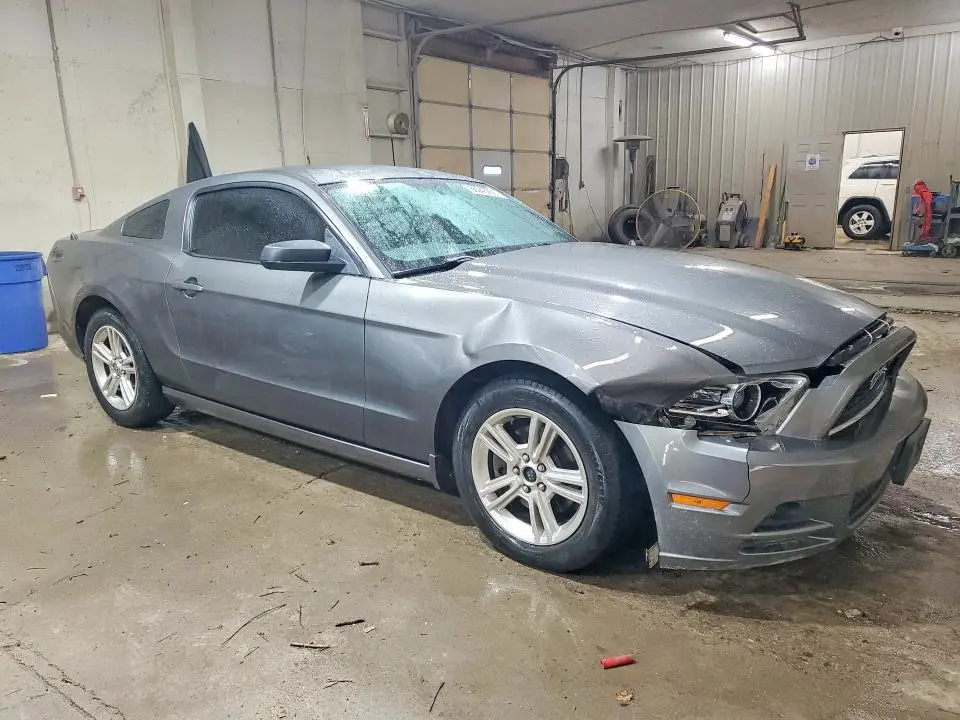 2013 FORD MUSTANG   