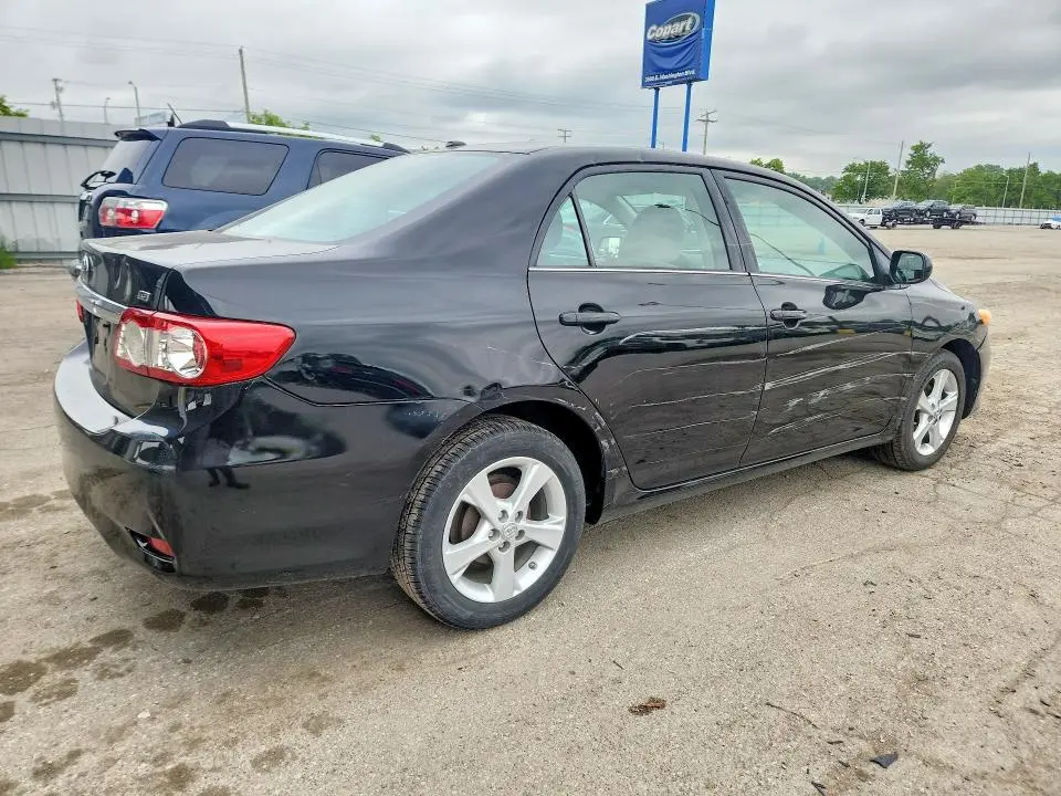 2013 TOYOTA COROLLA LE  