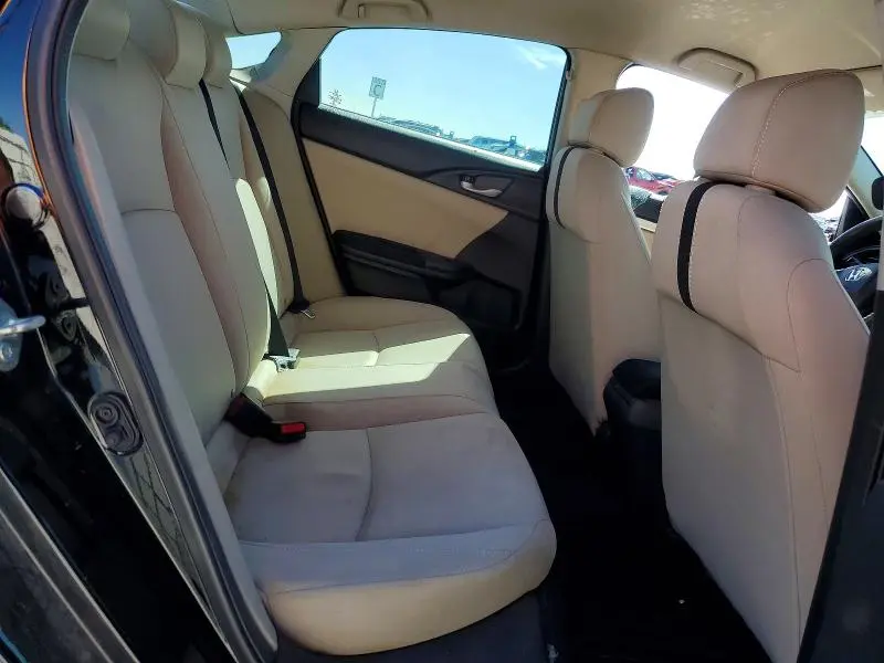 2016 HONDA CIVIC LX  