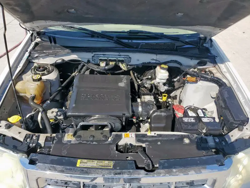 2010 FORD ESCAPE LIMITED  