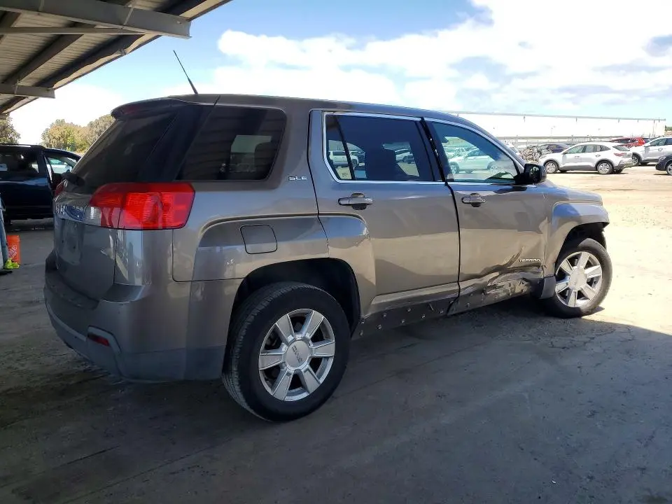 2011 GMC TERRAIN SLE  