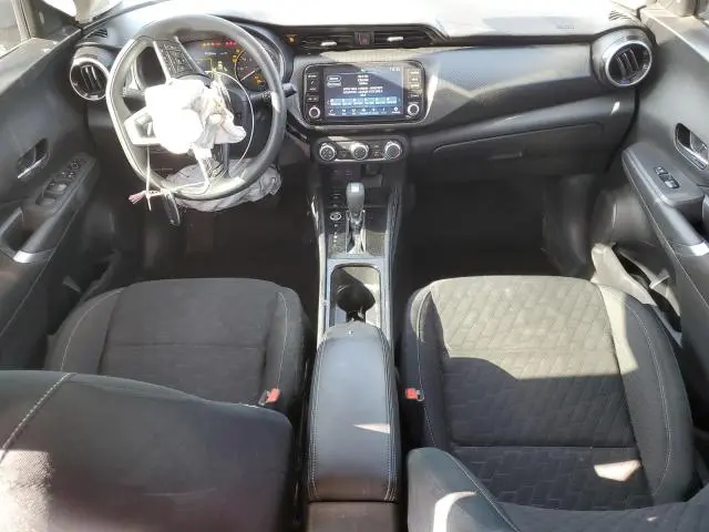 2024 NISSAN KICKS SV  