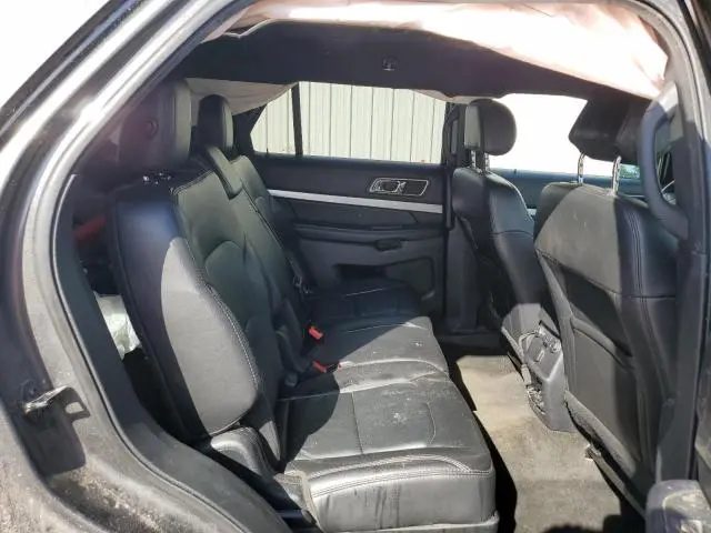 2017 FORD EXPLORER XLT  