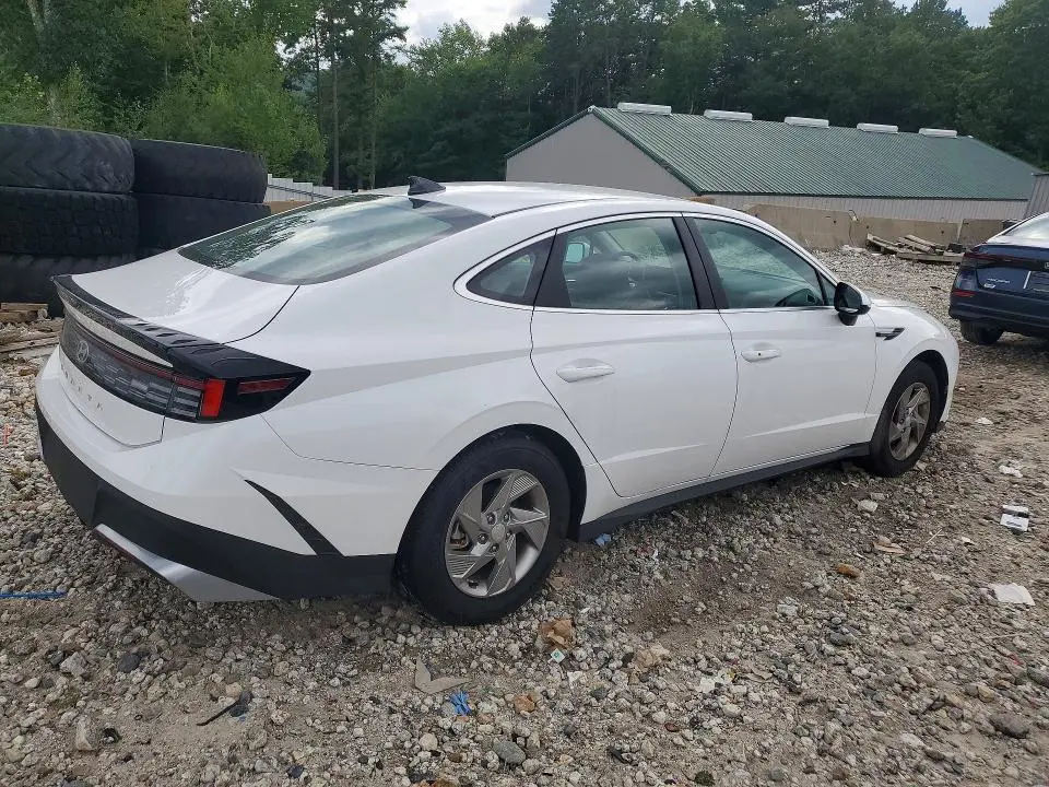 2026 HYUNDAI SONATA SE  
