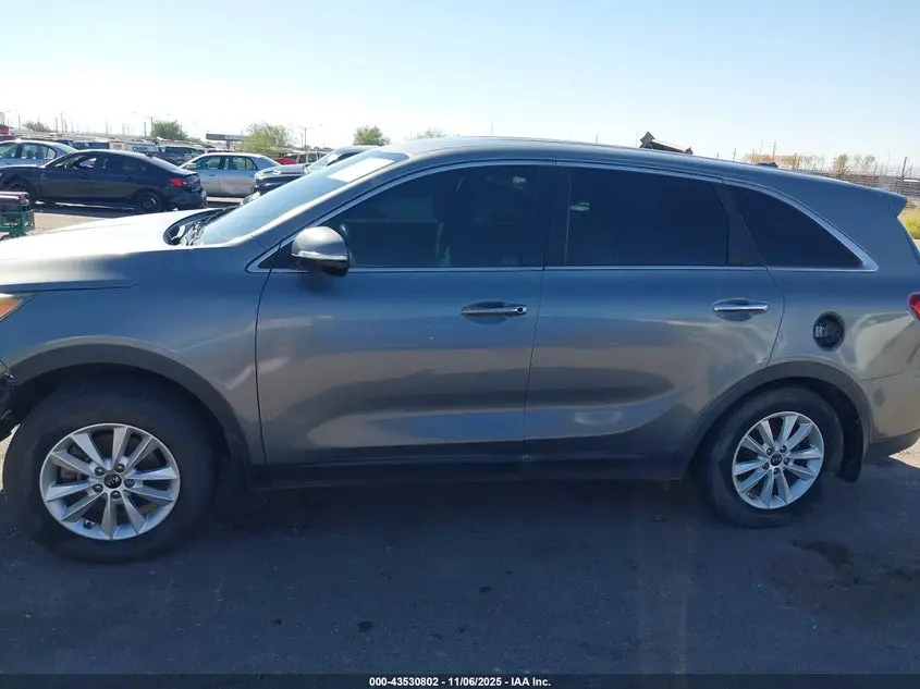 2019 KIA SORENTO 2.4L LX