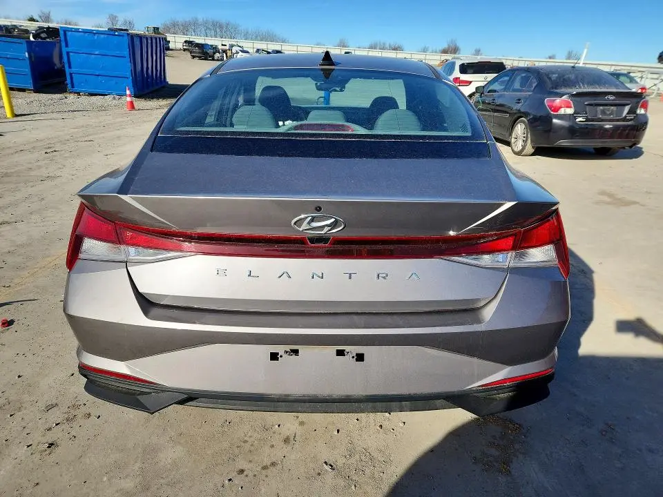 2023 HYUNDAI ELANTRA SEL  