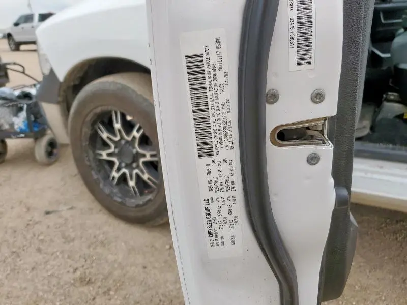 2014 RAM 1500 ST  
