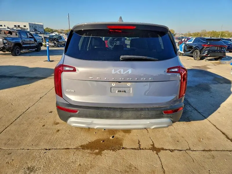 2022 KIA TELLURIDE LX  