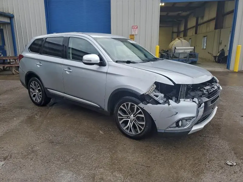 2017 MITSUBISHI OUTLANDER SE  