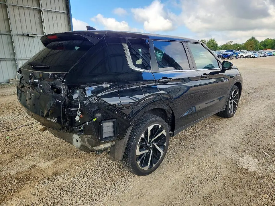 2023 MITSUBISHI OUTLANDER SE  