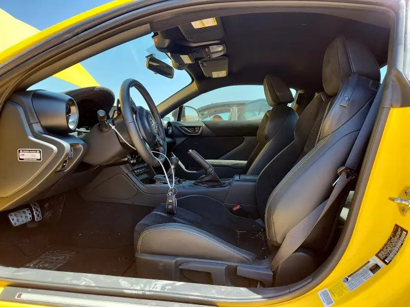2026 TOYOTA GR 86 YUZU EDITION  