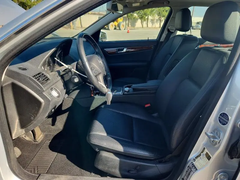 2011 MERCEDES-BENZ C 300  