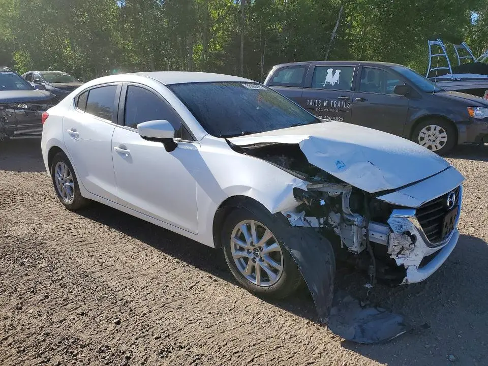2018 MAZDA 3 GS  