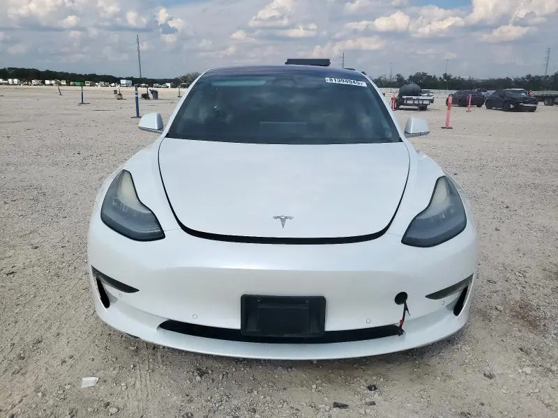 2018 TESLA MODEL 3   