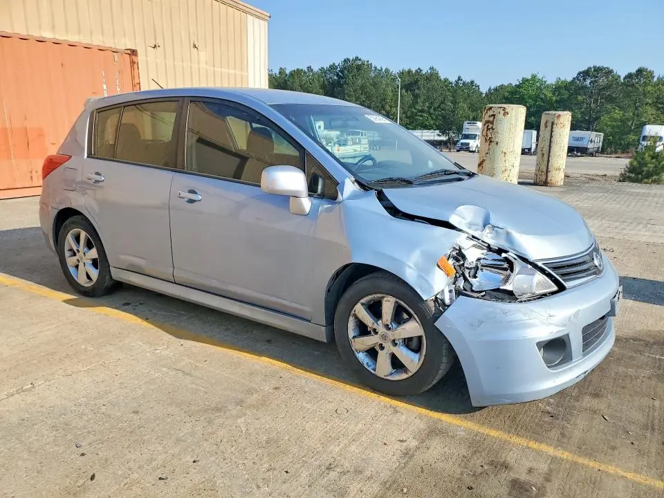 2011 NISSAN VERSA 1.8 S  