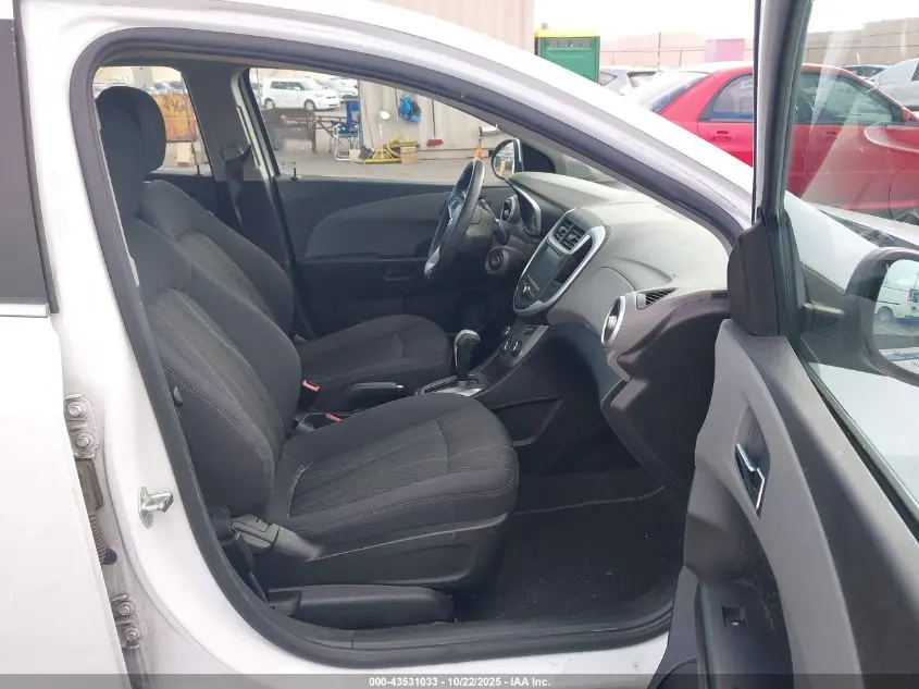 2017 CHEVROLET SONIC LT AUTO