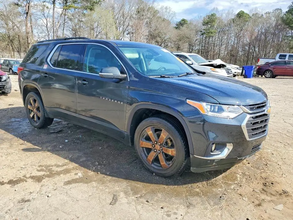 2021 CHEVROLET TRAVERSE LT  