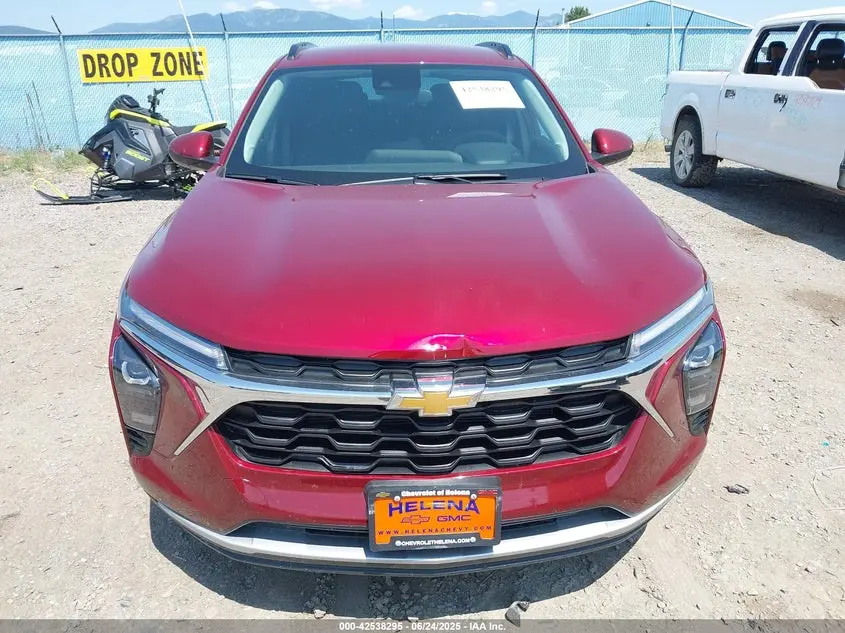 2025 CHEVROLET TRAX FWD LT