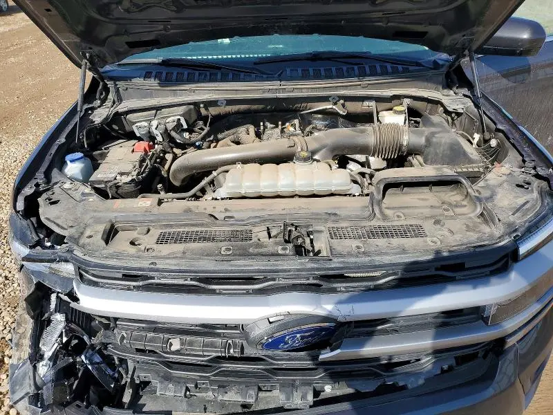 2024 FORD EXPEDITION XLT  
