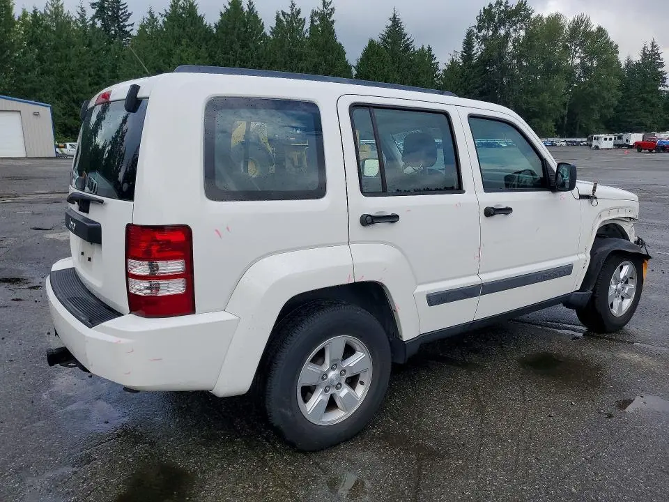 2010 JEEP LIBERTY SPORT  