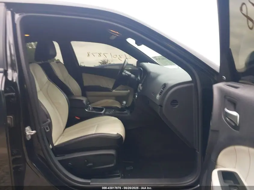 2015 DODGE CHARGER SXT
