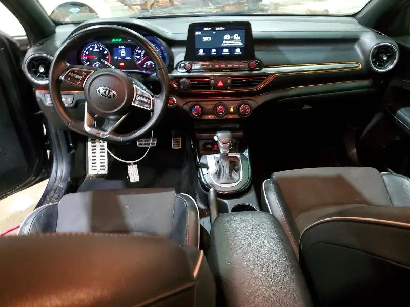 2021 KIA FORTE GT LINE  