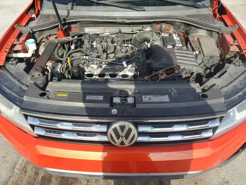 2018 VOLKSWAGEN TIGUAN SE  