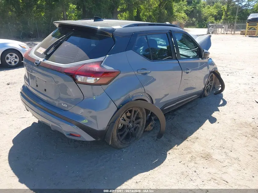 2023 NISSAN KICKS SR XTRONIC CVT